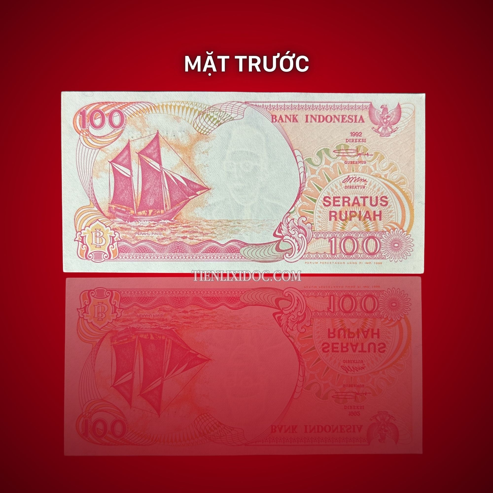 Tờ tiền Thuận Buồm Xuôi Gió Indonesia có thiết kế rất đặc biệt, với hình ảnh chiếc thuyền buồm khổng lồ căng gió, lướt giữa đại dương bao la. Mặt trước của tờ tiền 100 Rupiah in hình chiếc thuyền, một biểu tượng cho sự phát triển và thịnh vượng. Màu đỏ tươi sáng là màu sắc nổi bật, thu hút sự chú ý và tạo cảm giác hứng khởi, may mắn.